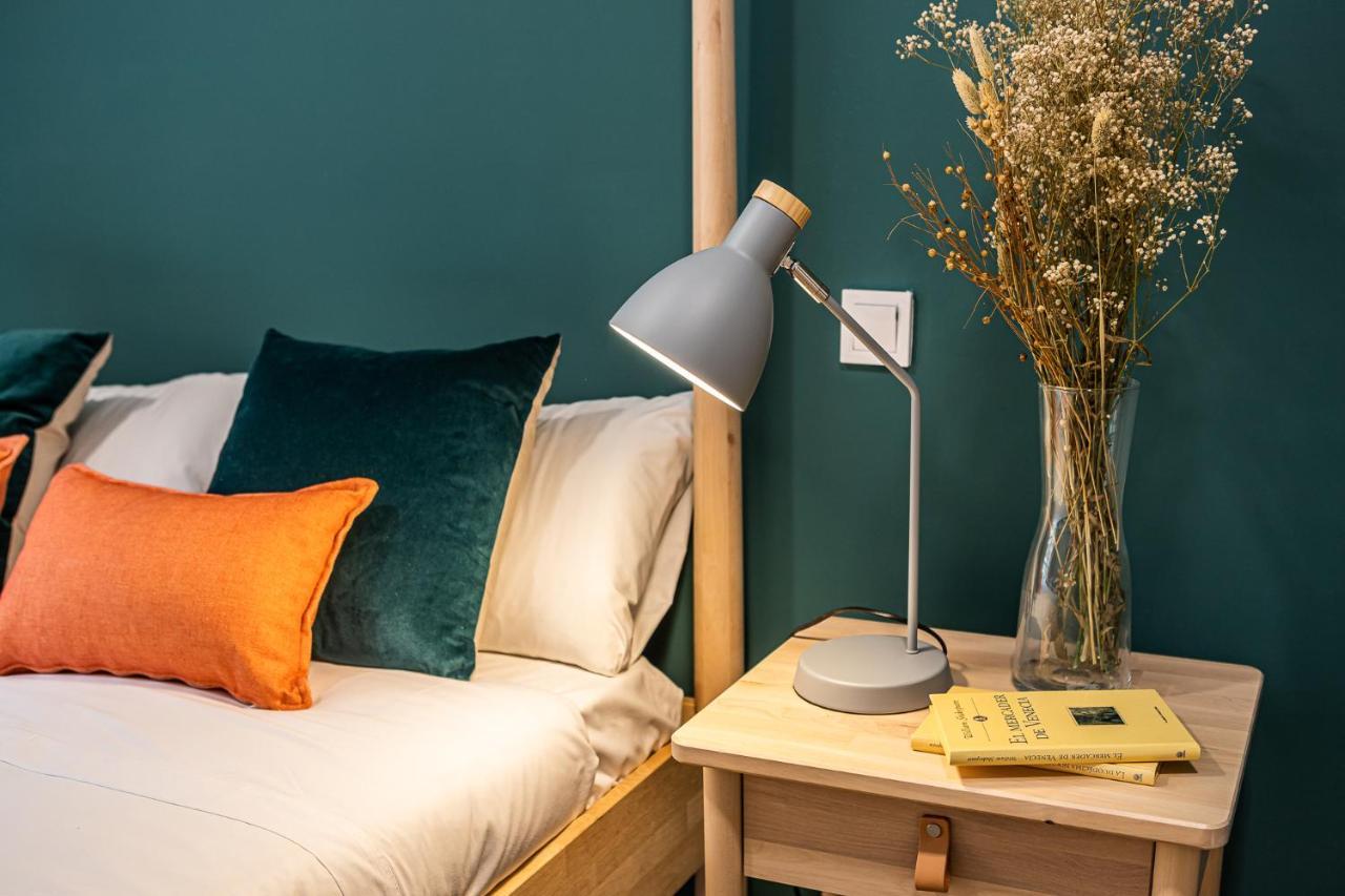 Bnbholder Boutique Plaza Mayor Madrid Luaran gambar