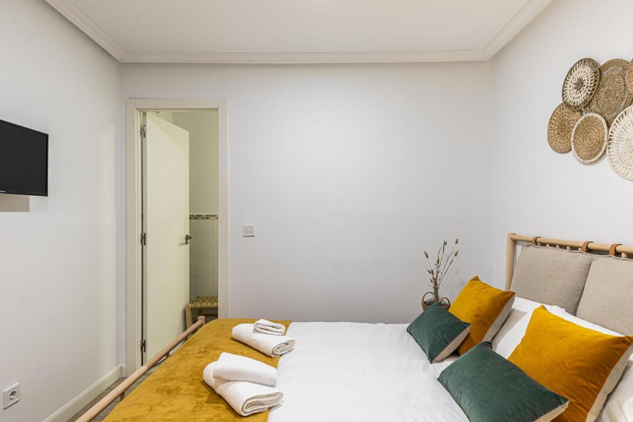Bnbholder Boutique Plaza Mayor Madrid Luaran gambar